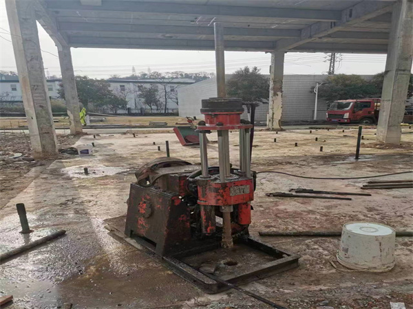 桥东袖阀管小导管注浆加固施工工艺